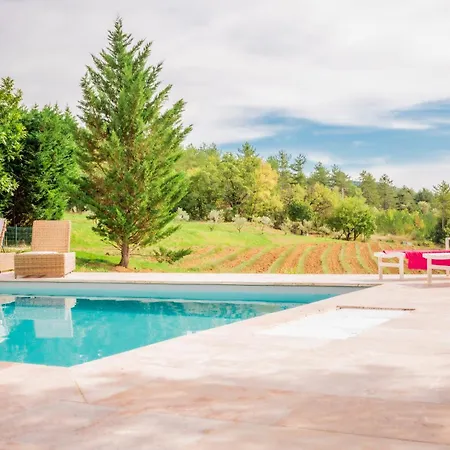 Bed & Breakfast Domaine De Prefaissal 2*
