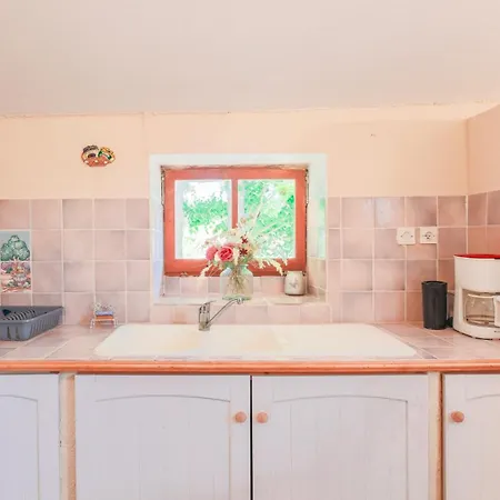 Domaine De Prefaissal Bed & Breakfast