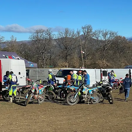 Domaine De Prefaissal B&B