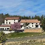 Domaine De Prefaissal 3*