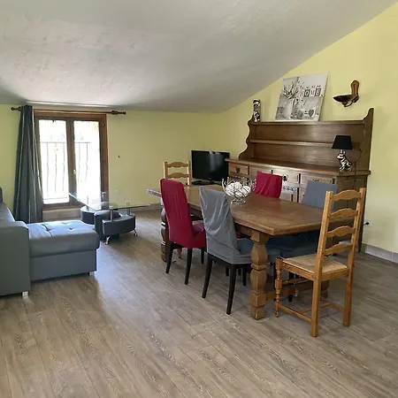 Domaine De Prefaissal 3*