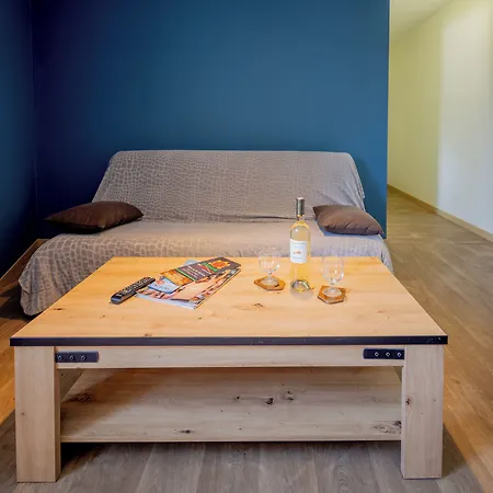 Domaine De Prefaissal