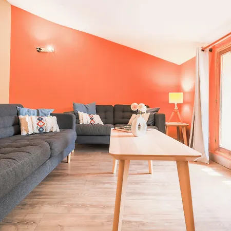 Domaine De Prefaissal 3*