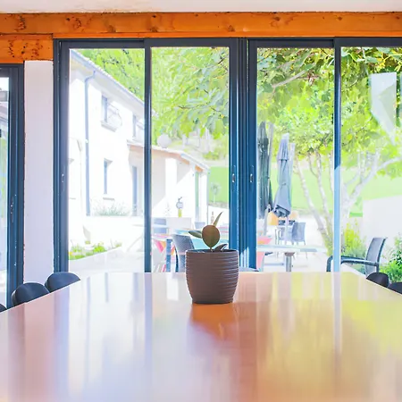 Bed and breakfast Domaine De Prefaissal 3*