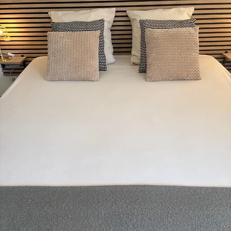 Domaine De Prefaissal فندق مبيت وإفطار