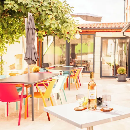 Bed & Breakfast Domaine De Prefaissal