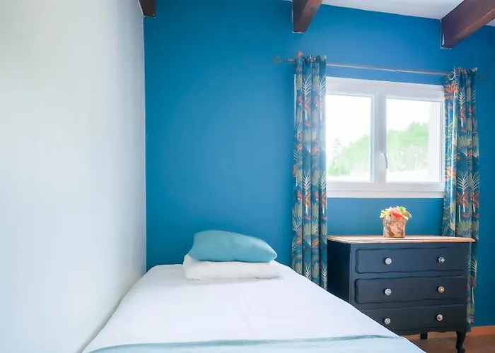 Domaine De Prefaissal 3*