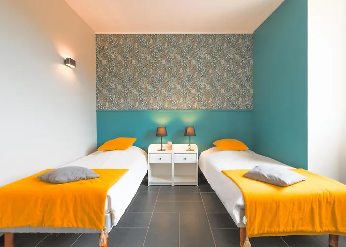 Domaine De Prefaissal Couette-café 3*