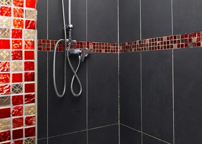 Domaine De Prefaissal Couette-café