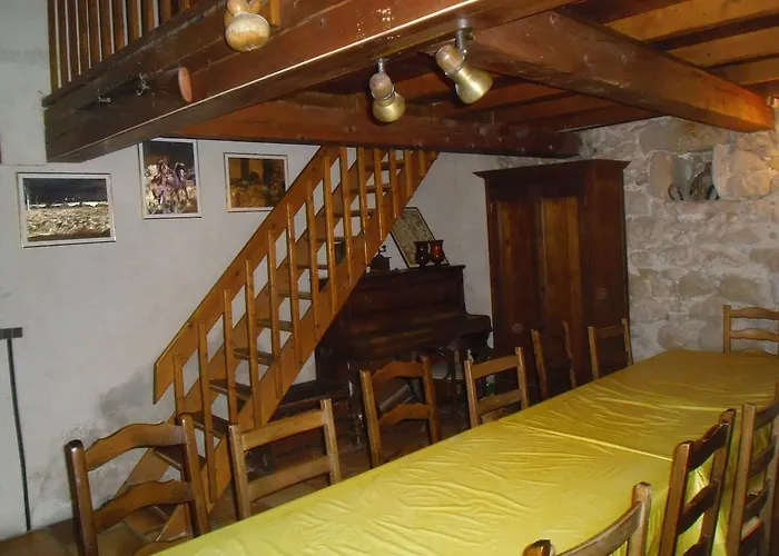 Domaine De Prefaissal Couette-café